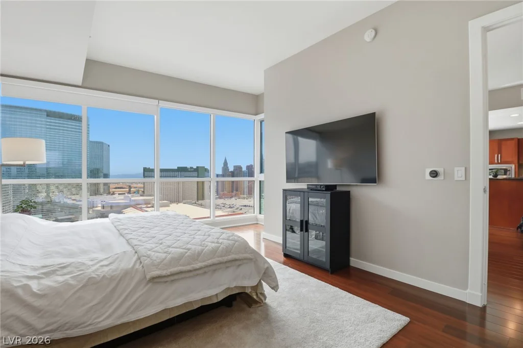4575 Dean Martin, Las Vegas, NV 89103
