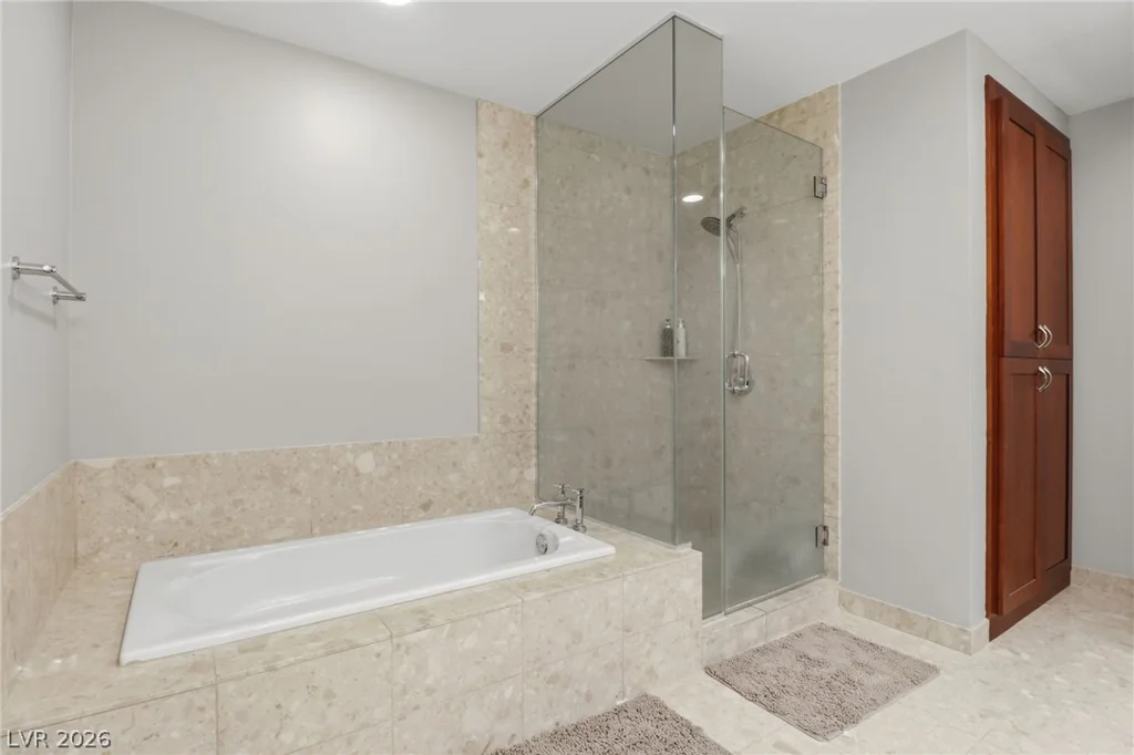 4575 Dean Martin, Las Vegas, NV 89103