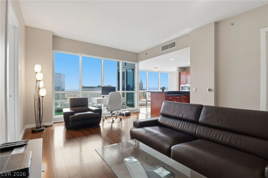 4575 Dean Martin, Las Vegas, NV 89103