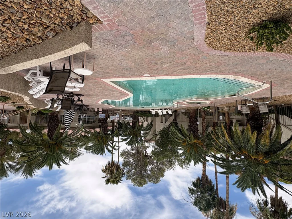 6480 Annie Oakley, Las Vegas, NV 89120