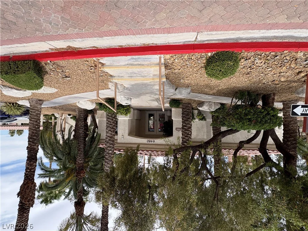 6480 Annie Oakley, Las Vegas, NV 89120