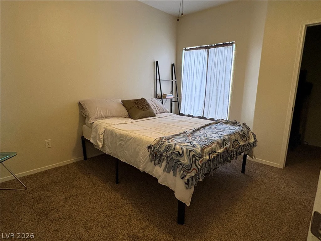 6480 Annie Oakley, Las Vegas, NV 89120