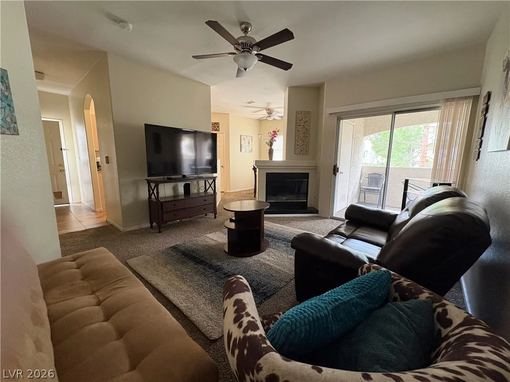 6480 Annie Oakley, Las Vegas, NV 89120