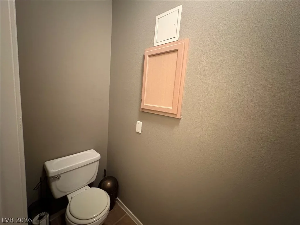 6480 Annie Oakley, Las Vegas, NV 89120