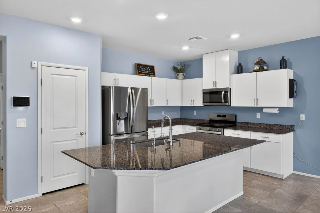 3812 Berenices, North Las Vegas, NV 89084