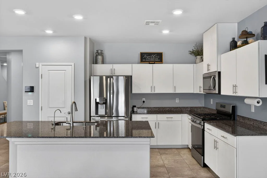 3812 Berenices, North Las Vegas, NV 89084