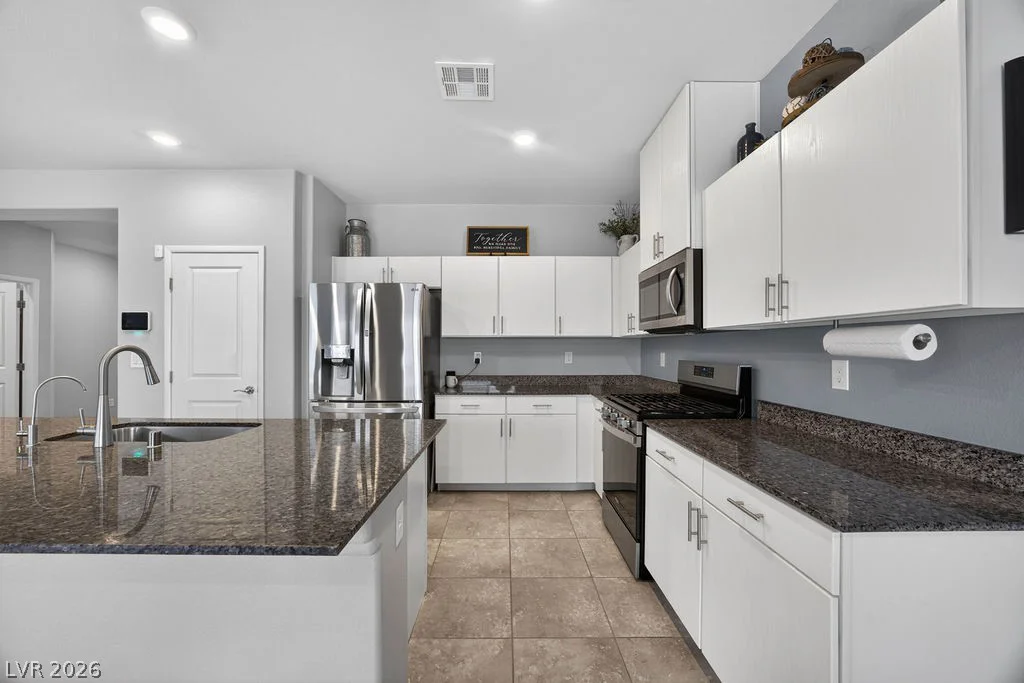 3812 Berenices, North Las Vegas, NV 89084