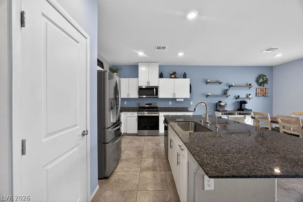 3812 Berenices, North Las Vegas, NV 89084