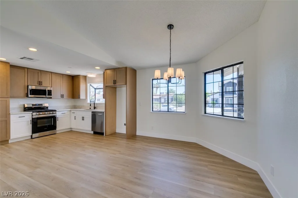 5217 Shady Grove, Las Vegas, NV 89130