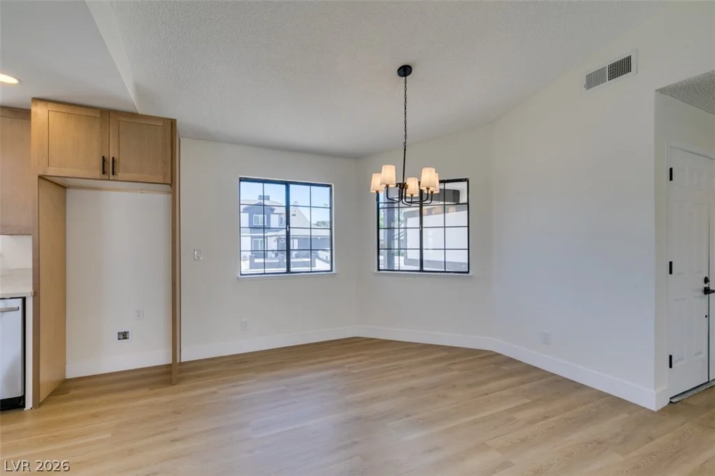 5217 Shady Grove, Las Vegas, NV 89130