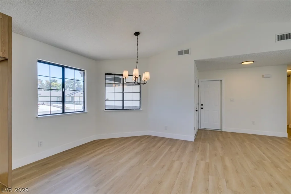 5217 Shady Grove, Las Vegas, NV 89130