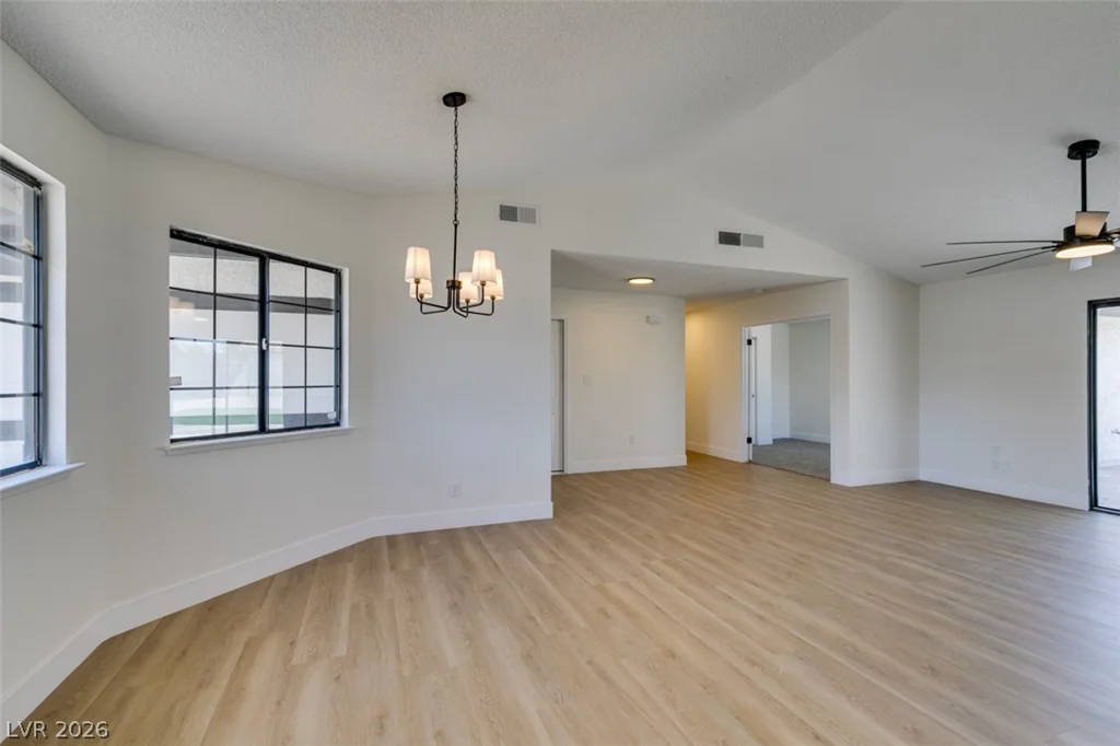 5217 Shady Grove, Las Vegas, NV 89130