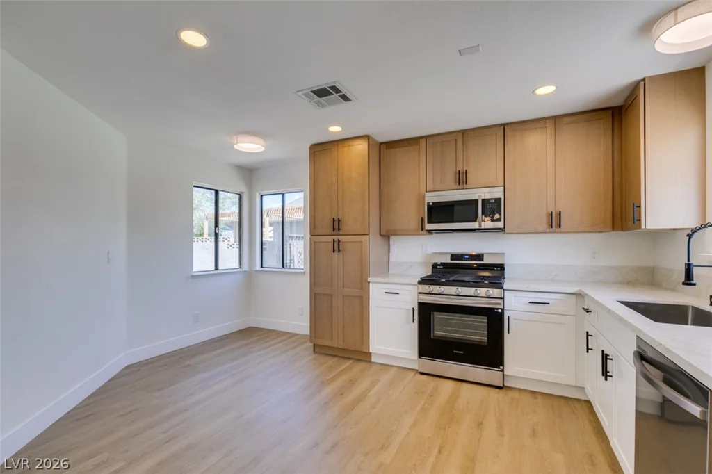 5217 Shady Grove, Las Vegas, NV 89130