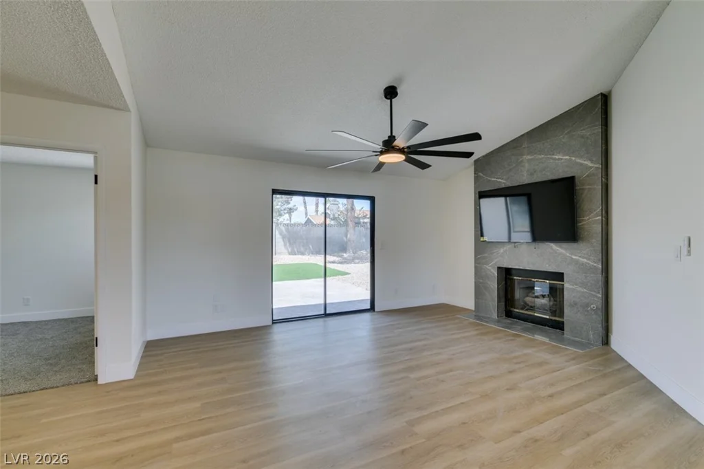 5217 Shady Grove, Las Vegas, NV 89130