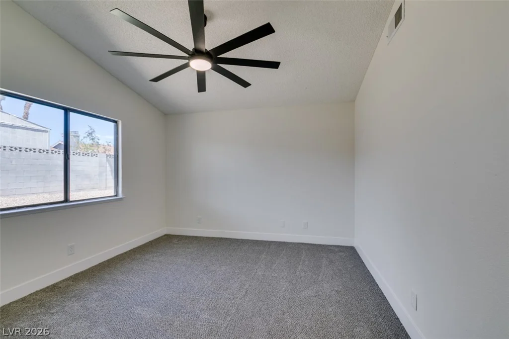 5217 Shady Grove, Las Vegas, NV 89130