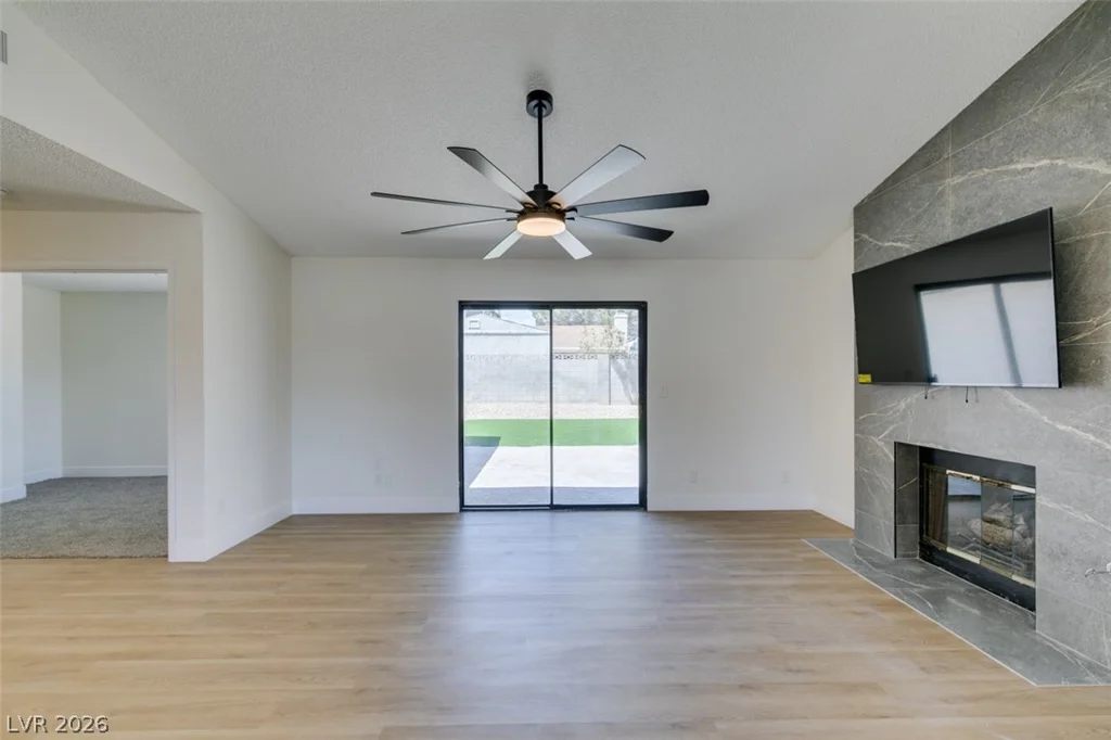 5217 Shady Grove, Las Vegas, NV 89130