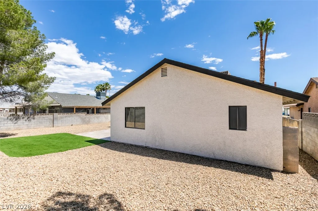 5217 Shady Grove, Las Vegas, NV 89130
