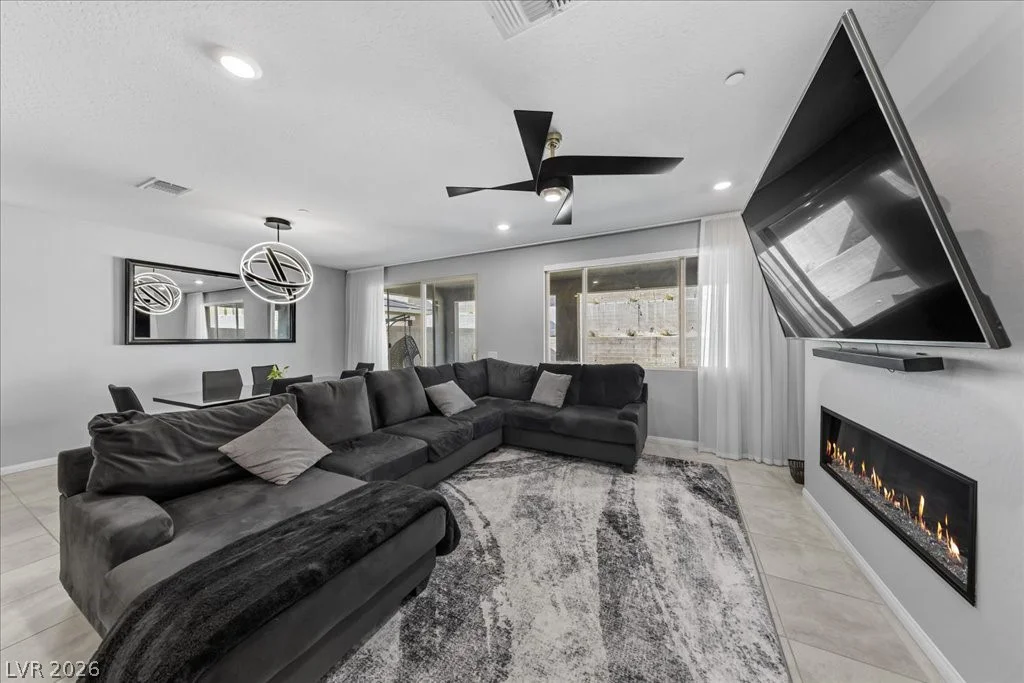 379 Spotted Dove, Las Vegas, NV 89138