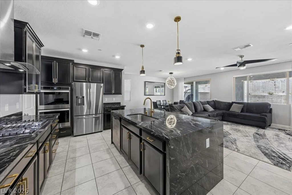 379 Spotted Dove, Las Vegas, NV 89138