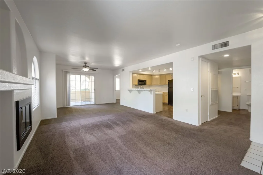 7950 Flamingo, Las Vegas, NV 89147