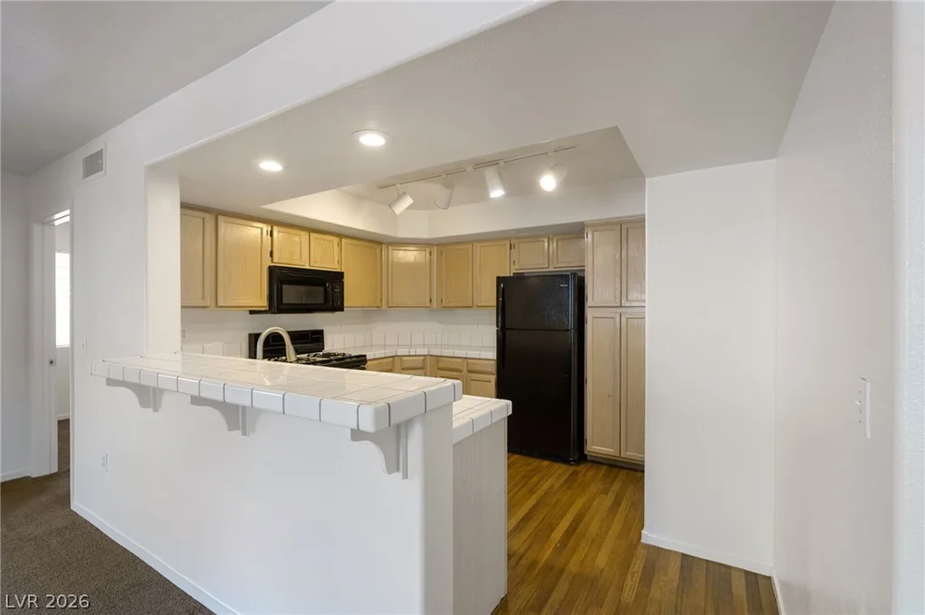 7950 Flamingo, Las Vegas, NV 89147