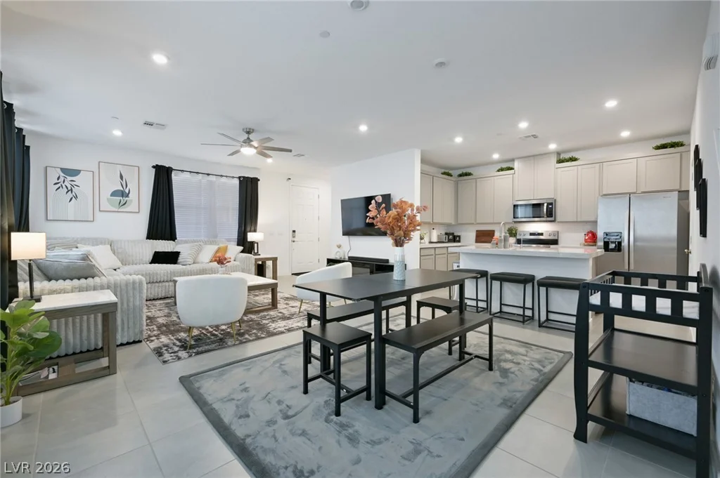 176 Vanhoy, Henderson, NV 89011