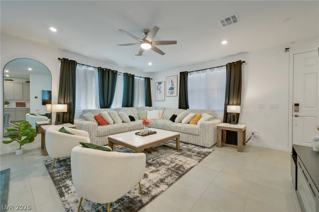 176 Vanhoy, Henderson, NV 89011