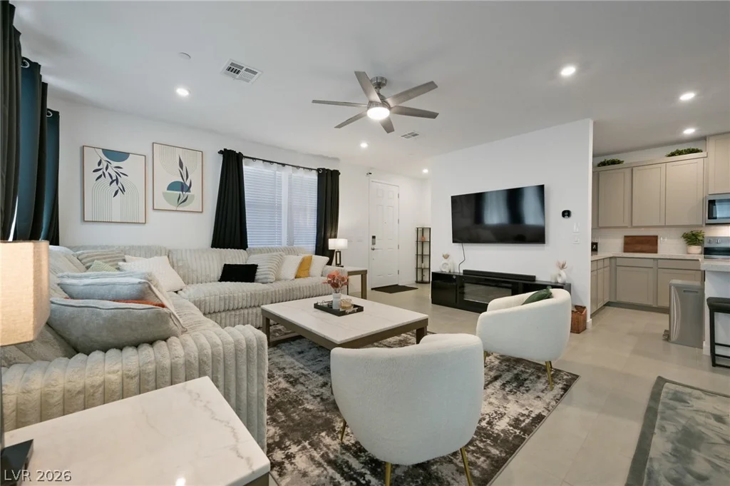 176 Vanhoy, Henderson, NV 89011