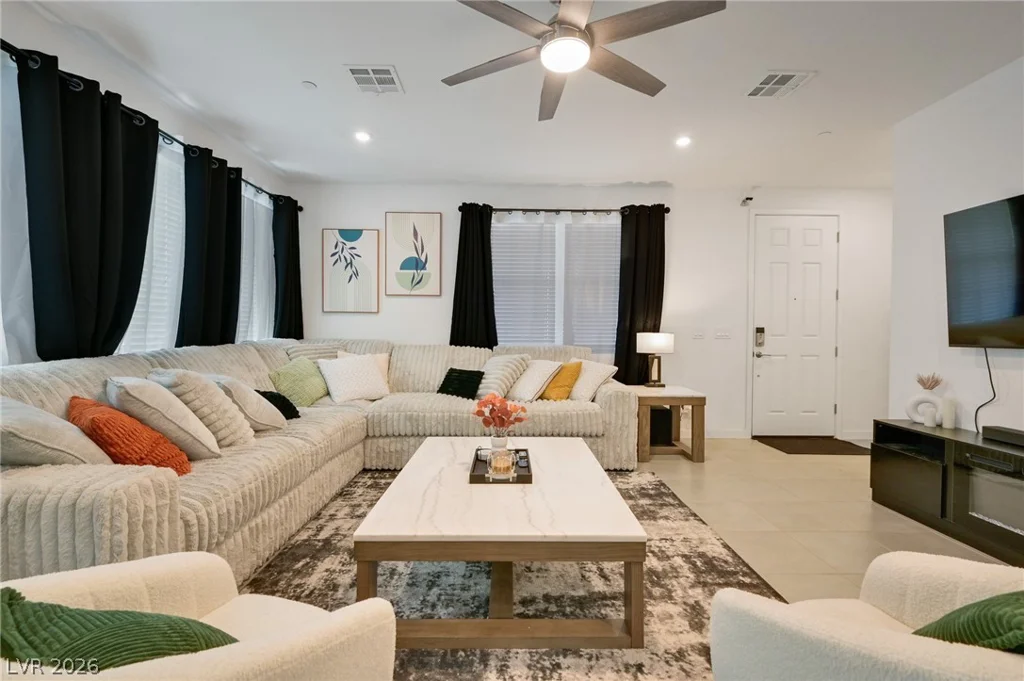 176 Vanhoy, Henderson, NV 89011