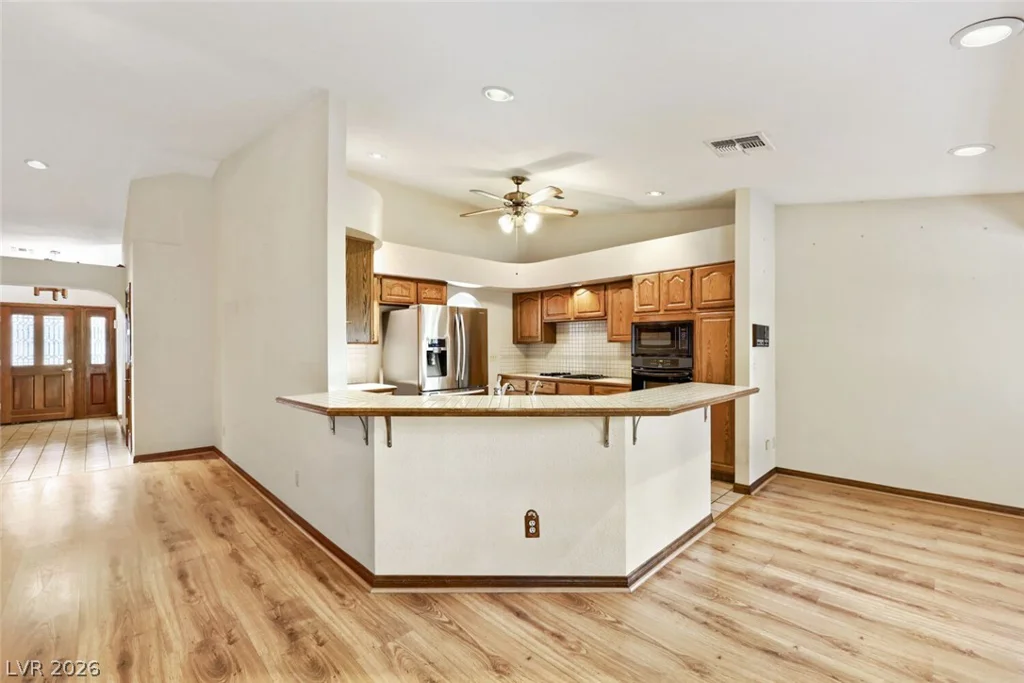 3159 Lipton, Las Vegas, NV 89121