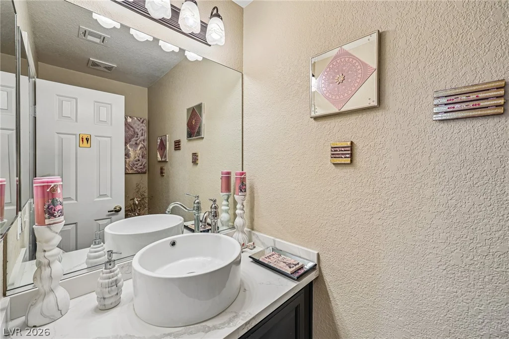 5236 Saranac, Las Vegas, NV 89130