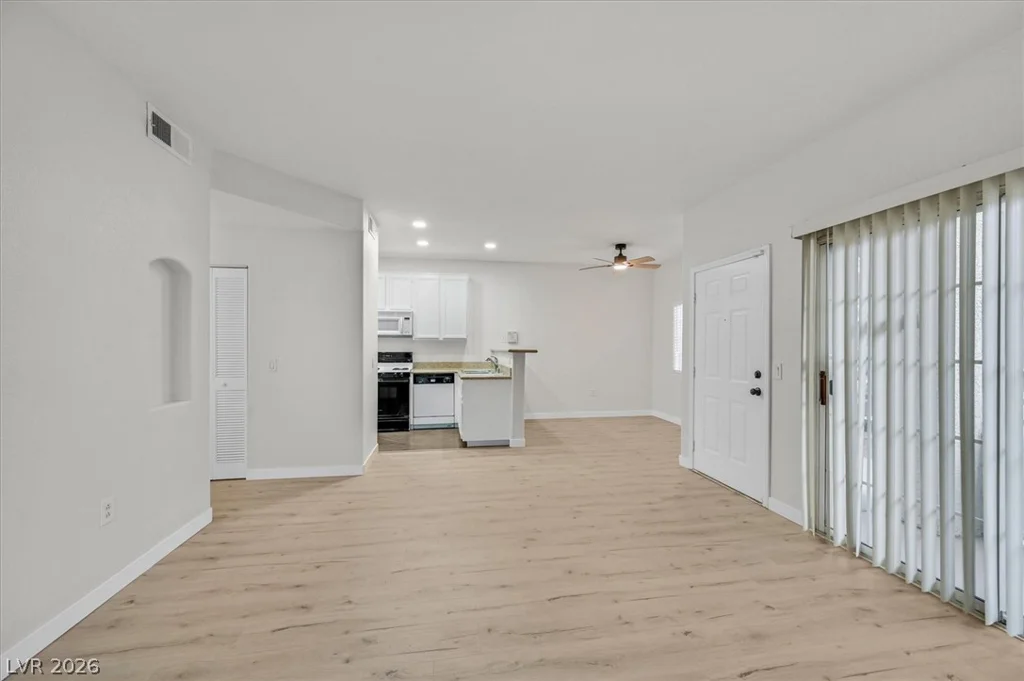 3318 Decatur, Las Vegas, NV 89130