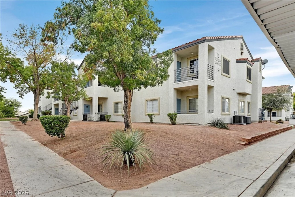 3318 Decatur, Las Vegas, NV 89130