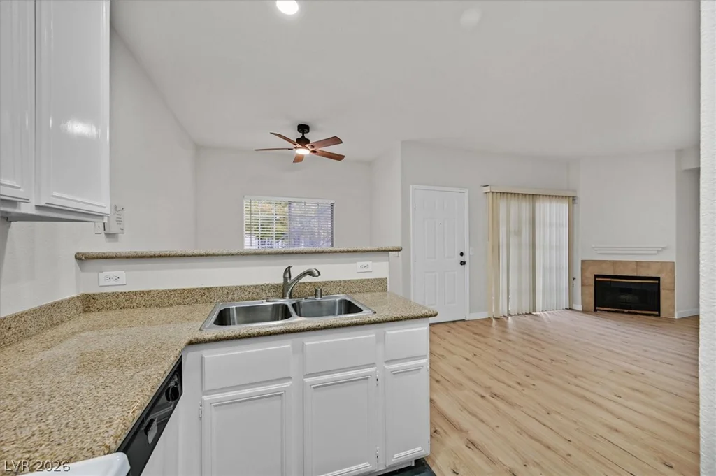 3318 Decatur, Las Vegas, NV 89130