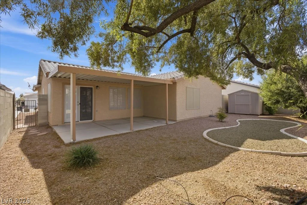 5219 Portland, North Las Vegas, NV 89031