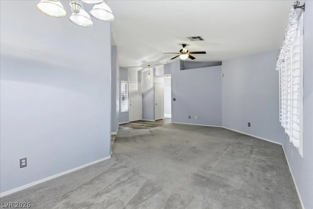 5219 Portland, North Las Vegas, NV 89031