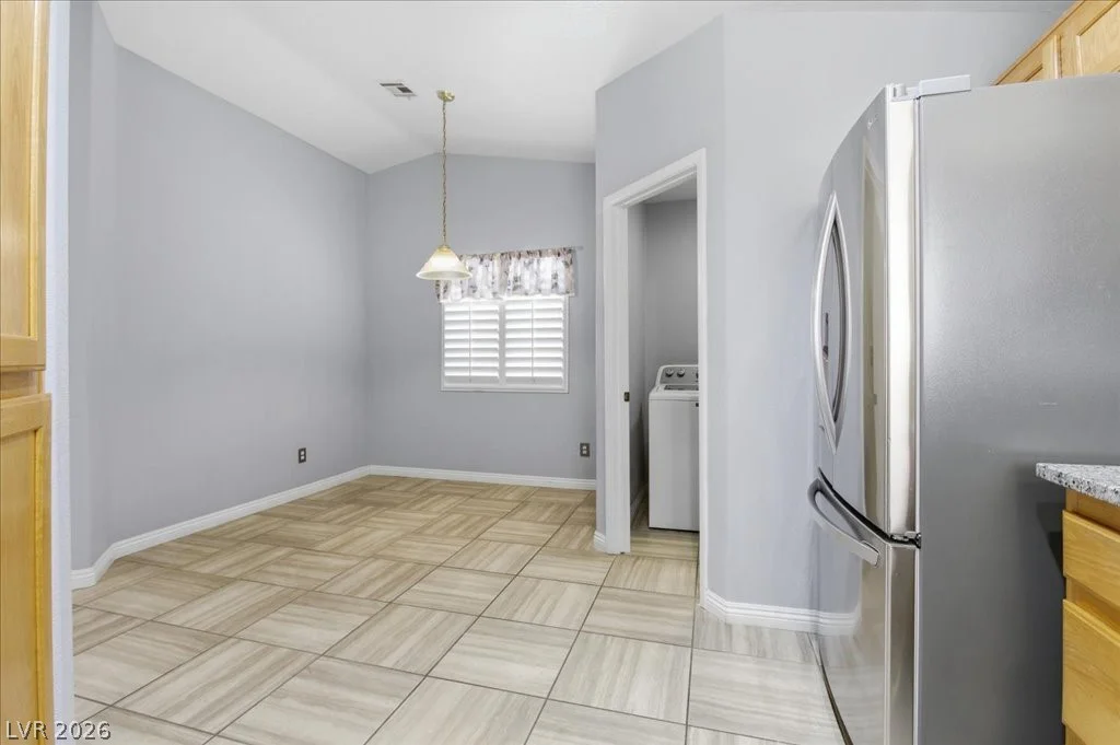 5219 Portland, North Las Vegas, NV 89031
