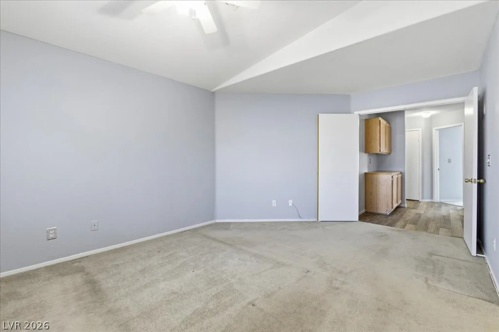 5219 Portland, North Las Vegas, NV 89031