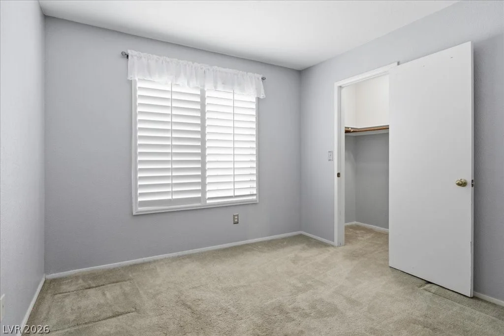5219 Portland, North Las Vegas, NV 89031