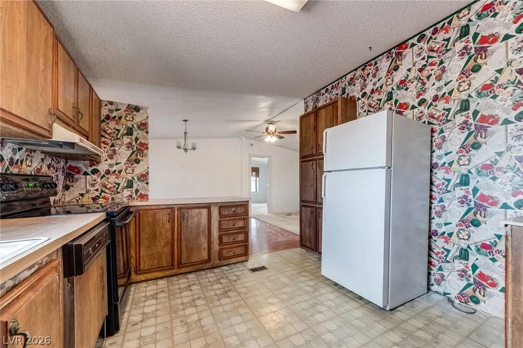 620 Gretta, Indian Springs, NV 89018