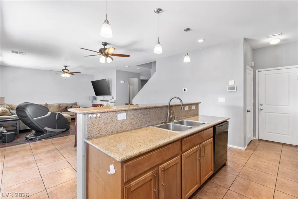 8254 Pearl Diver, Las Vegas, NV 89139