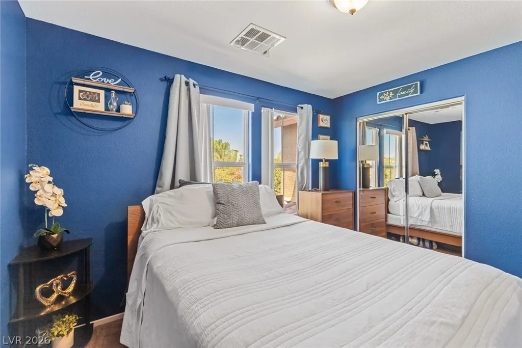 8254 Pearl Diver, Las Vegas, NV 89139