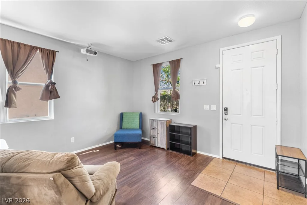 8254 Pearl Diver, Las Vegas, NV 89139