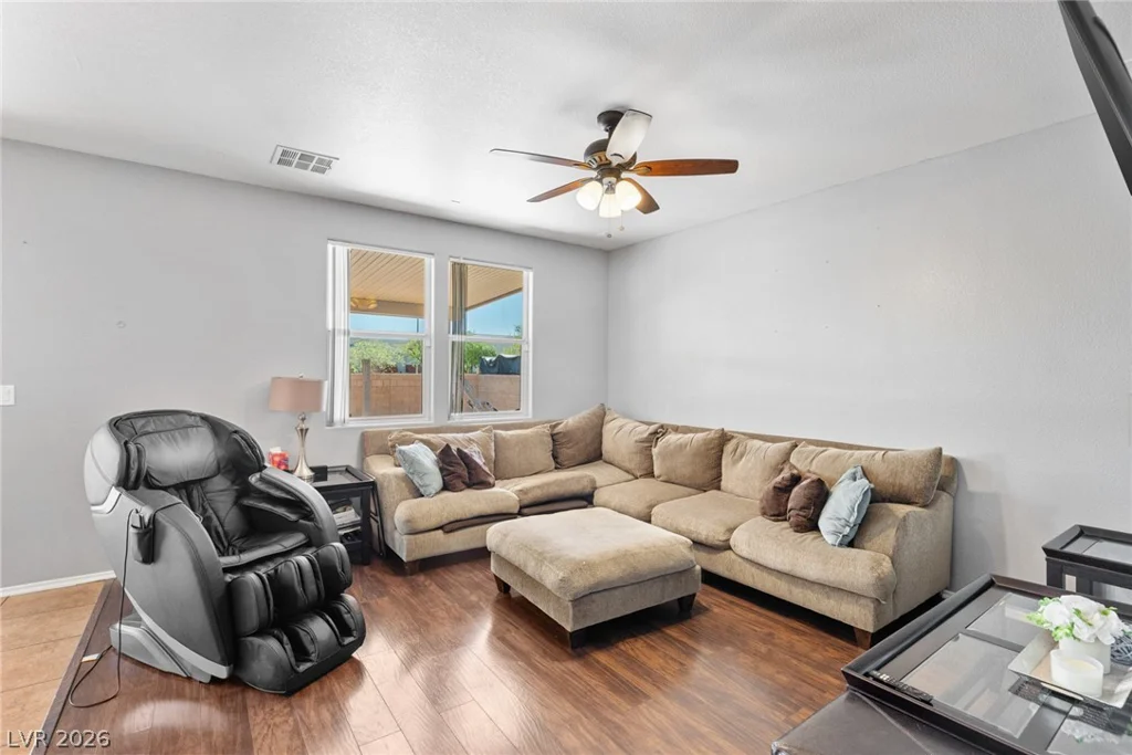 8254 Pearl Diver, Las Vegas, NV 89139