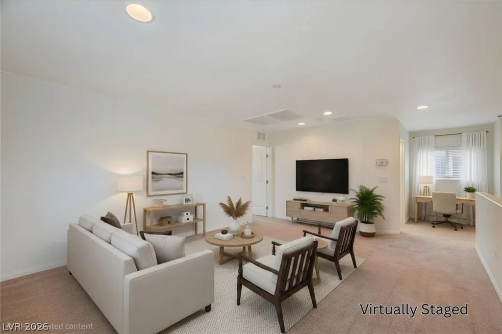 8858 Lake Myers, Las Vegas, NV 89139