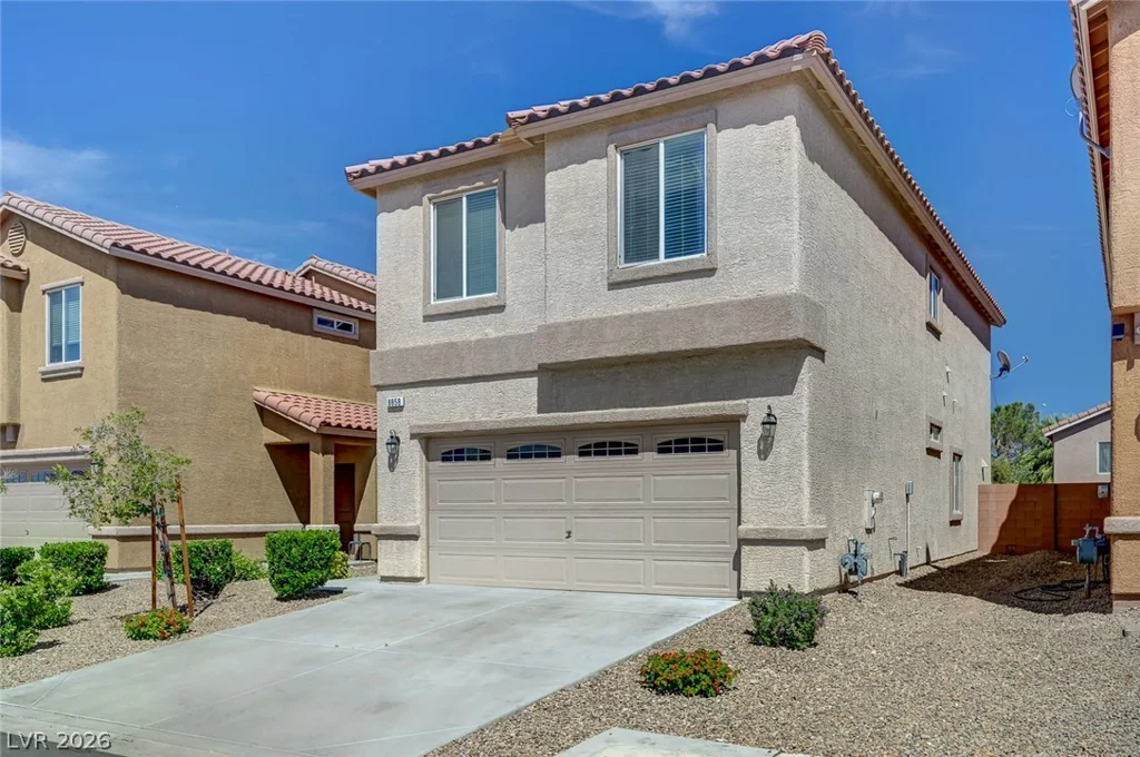 8858 Lake Myers, Las Vegas, NV 89139