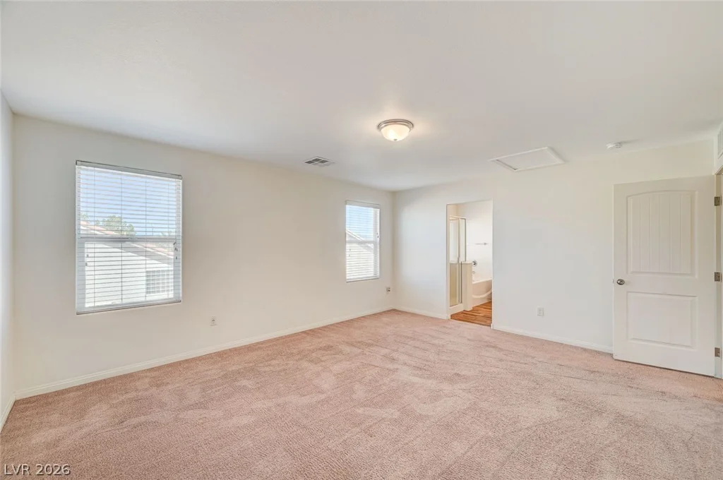 8858 Lake Myers, Las Vegas, NV 89139