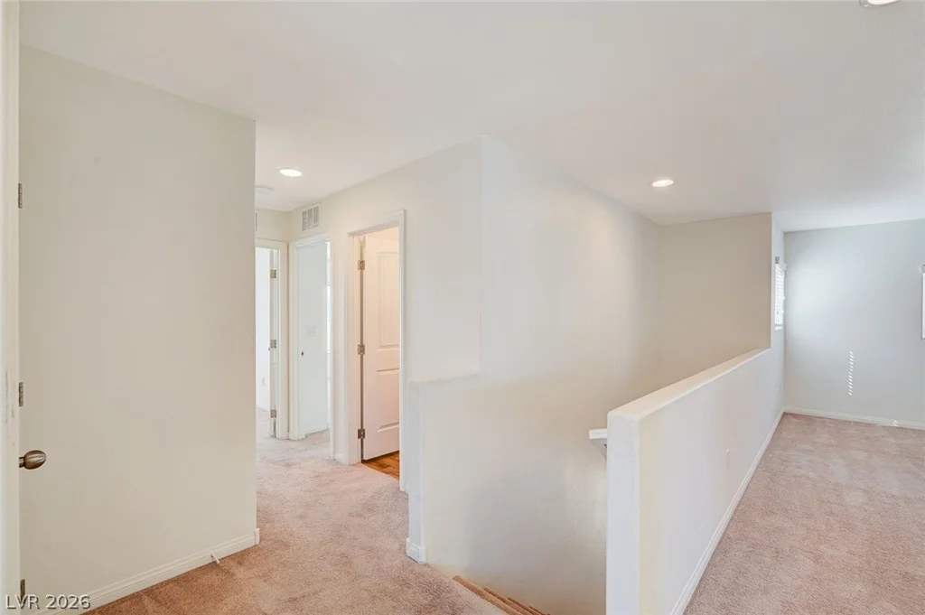 8858 Lake Myers, Las Vegas, NV 89139