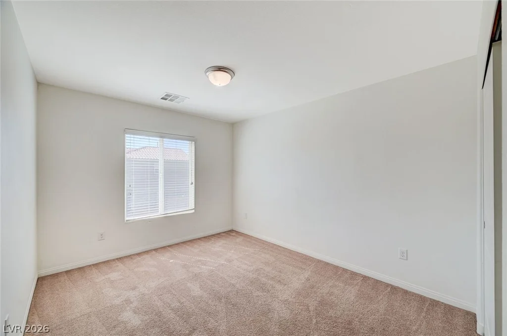 8858 Lake Myers, Las Vegas, NV 89139