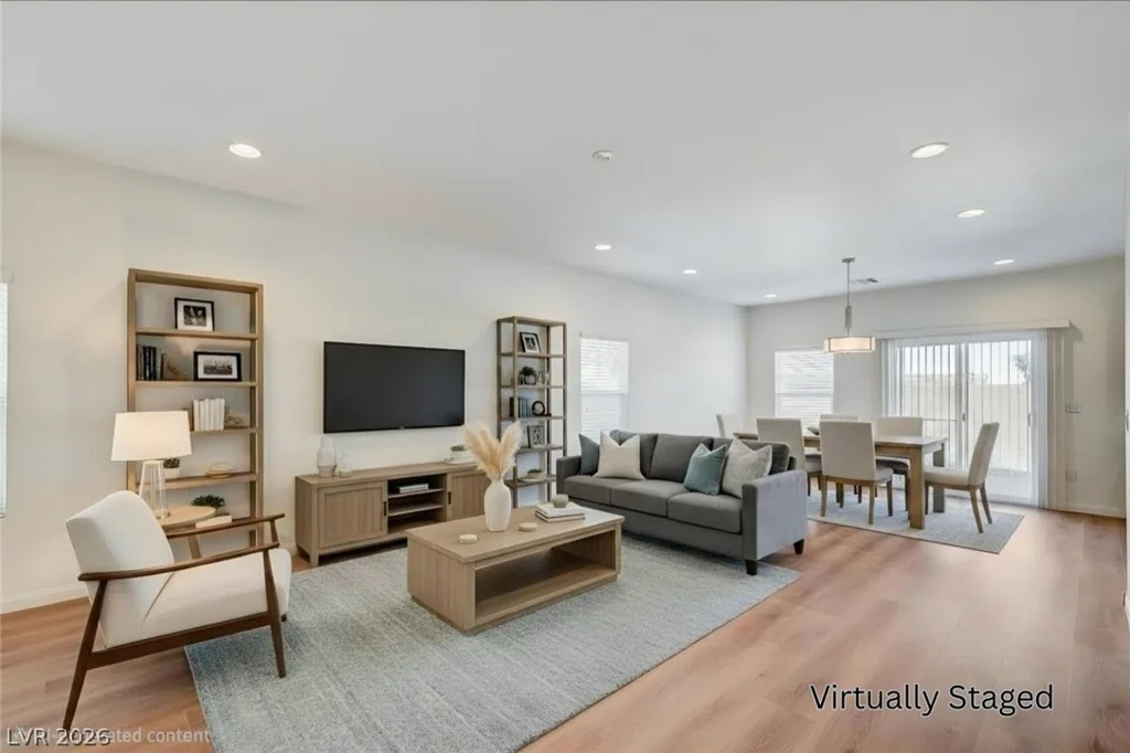 8858 Lake Myers, Las Vegas, NV 89139